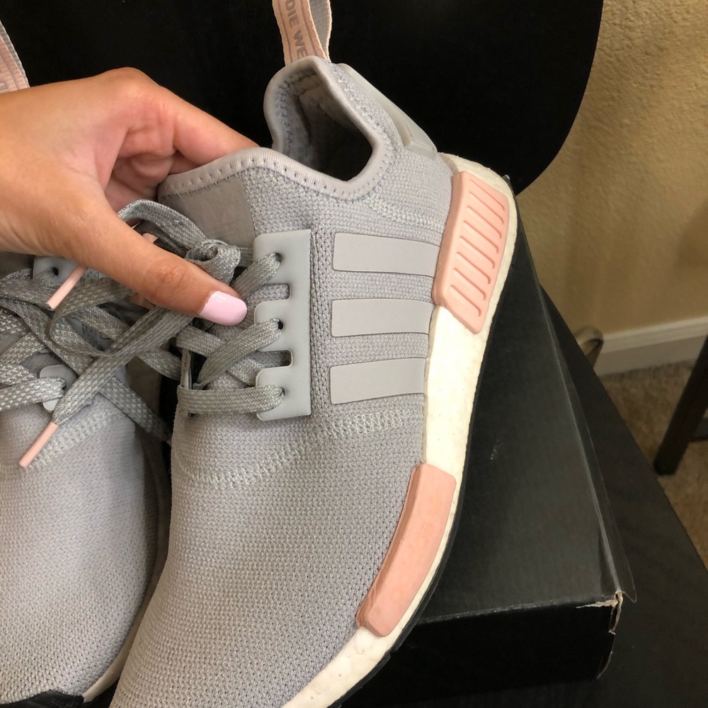 NMD R1 Light Onix - Picture 2 of 9